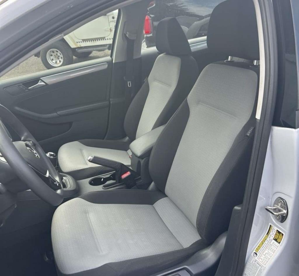 Volkswagen Jetta 1.4T S Manual 2017
