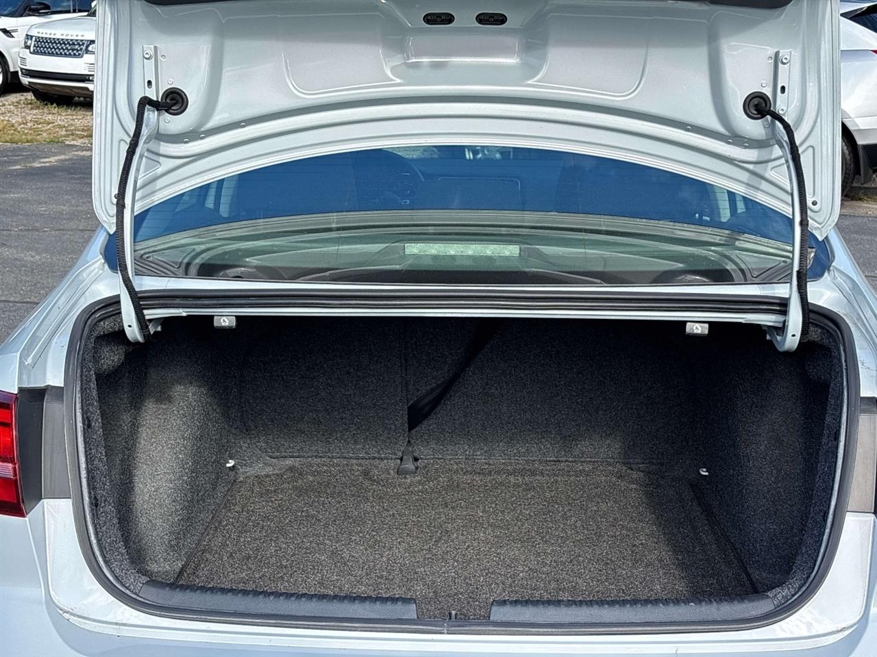 Volkswagen Jetta 1.4T S Manual 2017