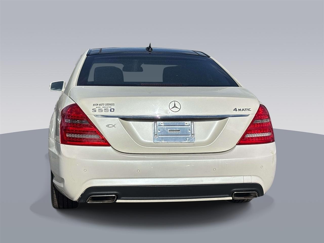 Mercedes-Benz S-Class 4dr Sdn S 550 4MATIC 2013