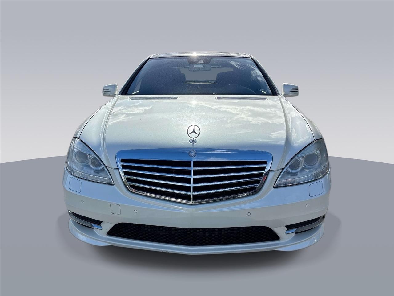 Mercedes-Benz S-Class 4dr Sdn S 550 4MATIC 2013