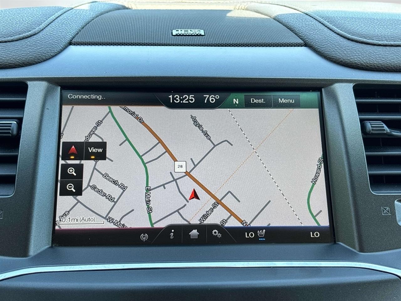 Lincoln MKS 4dr Sdn 3.7L AWD 2013