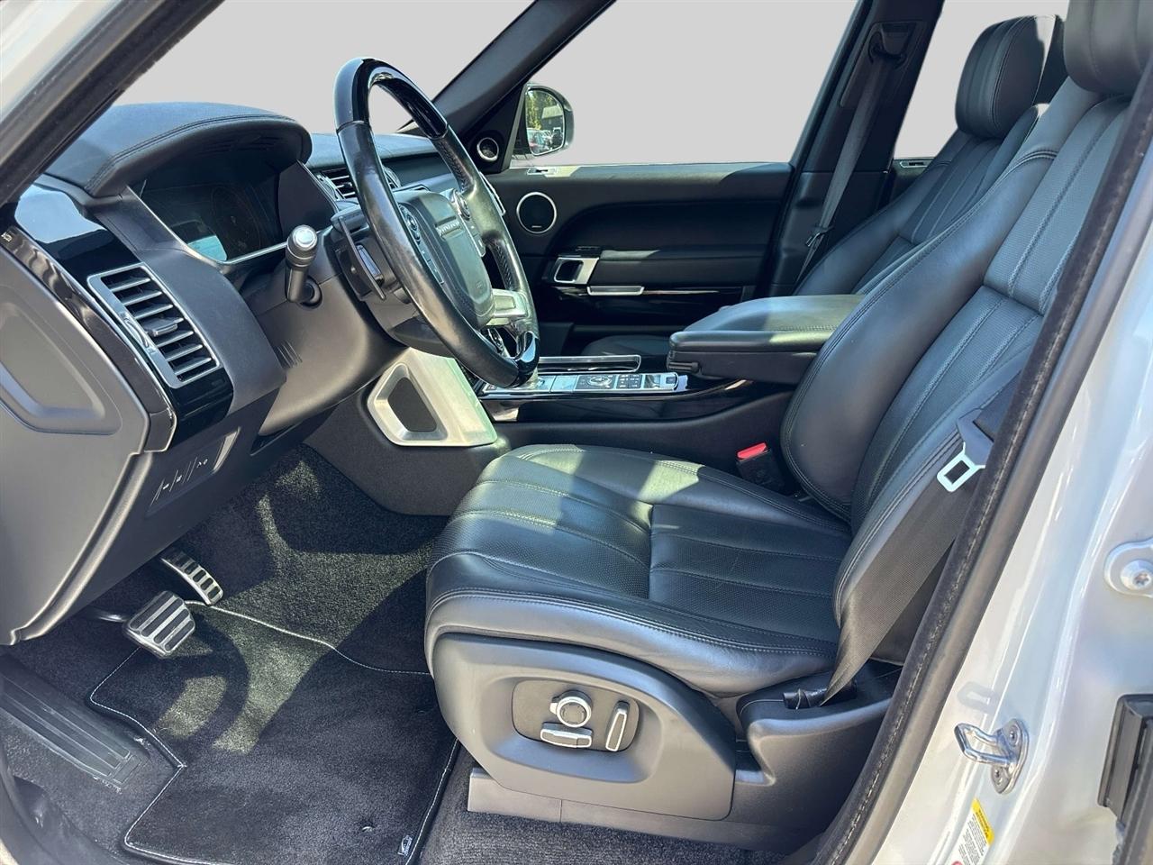 Land Rover Range Rover V8 Supercharged SWB 2017