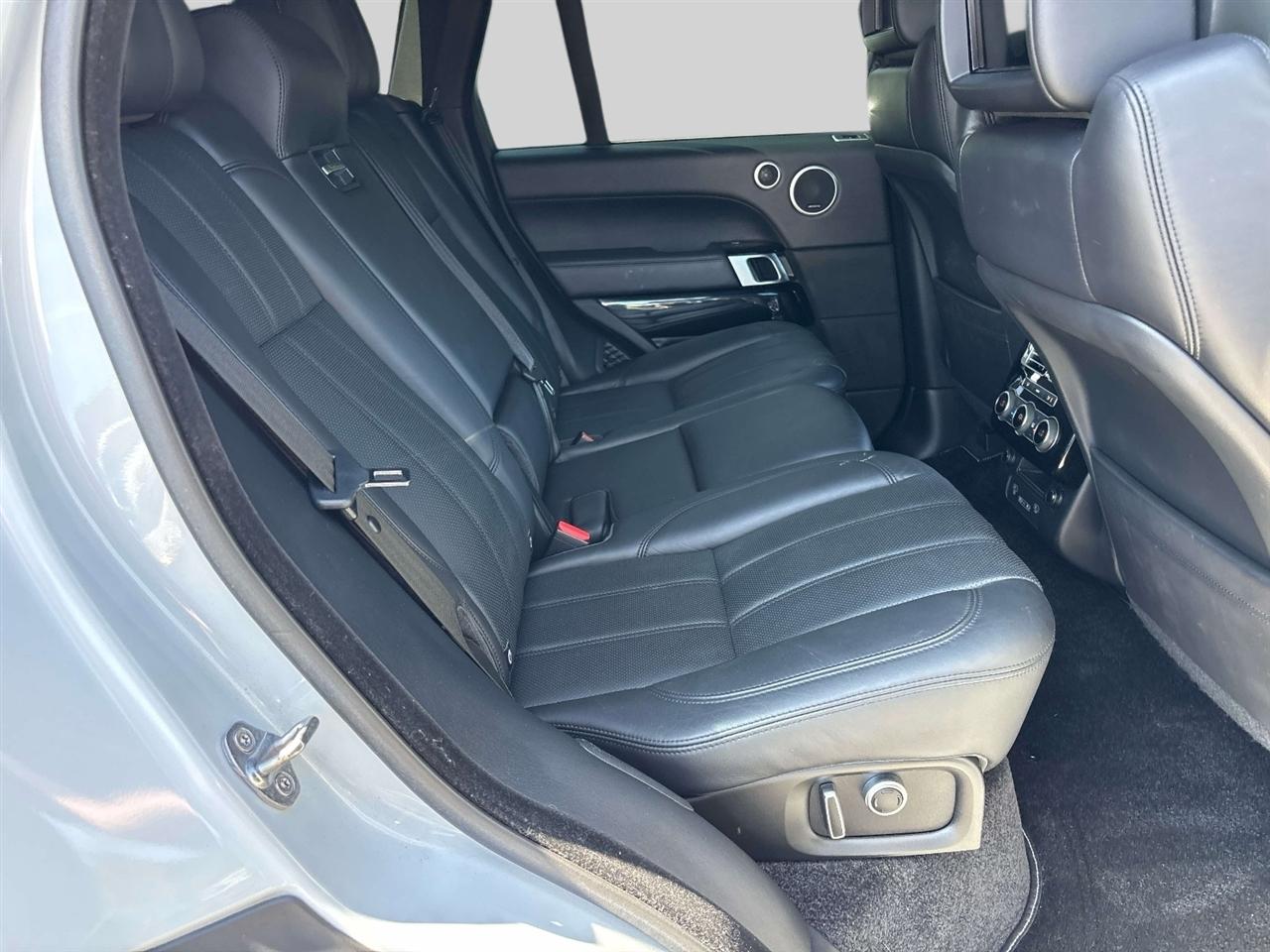 Land Rover Range Rover V8 Supercharged SWB 2017