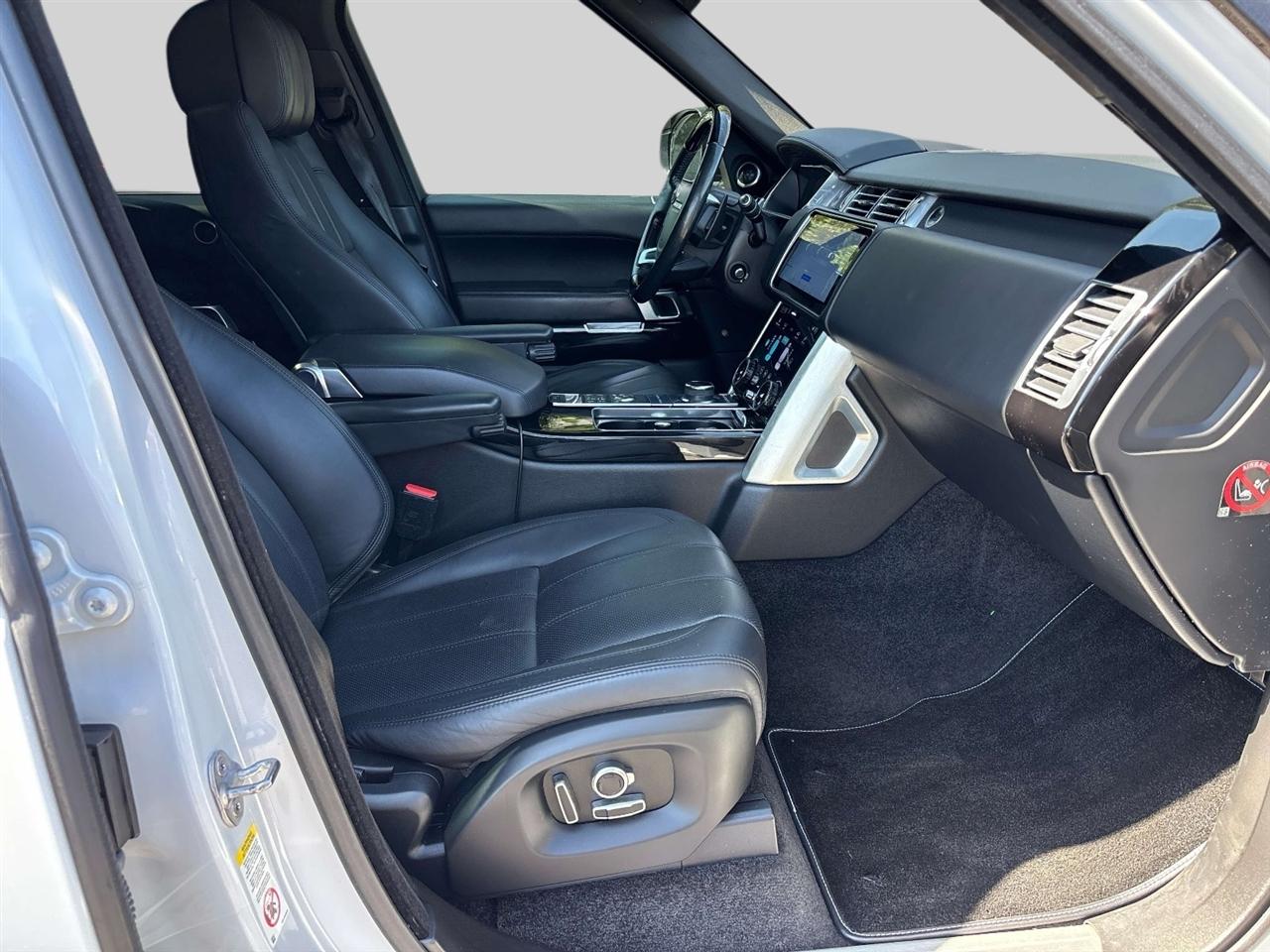 Land Rover Range Rover V8 Supercharged SWB 2017