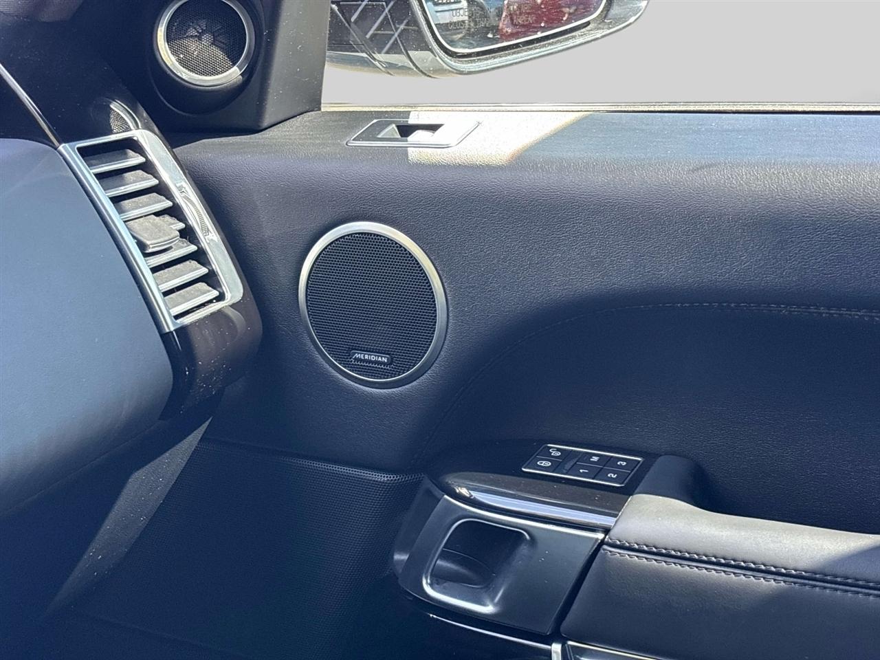 Land Rover Range Rover V8 Supercharged SWB 2017
