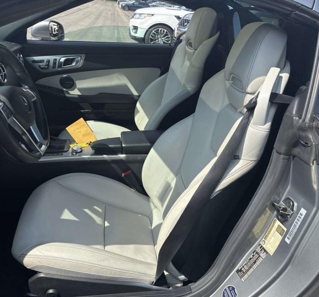Mercedes-Benz SLK-Class 2dr Roadster SLK 350 2012