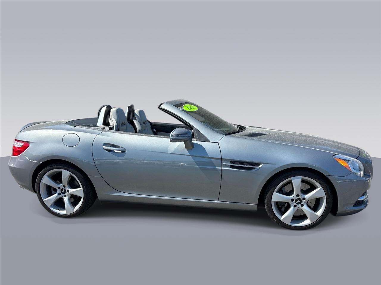Mercedes-Benz SLK-Class 2dr Roadster SLK 350 2012