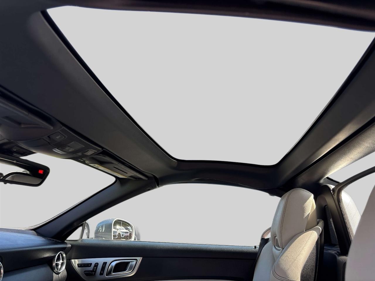 Mercedes-Benz SLK-Class 2dr Roadster SLK 350 2012