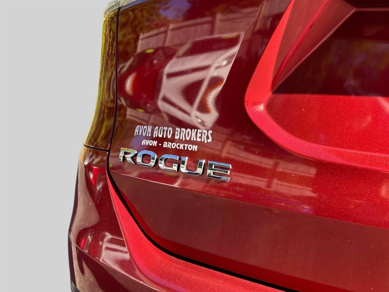 Nissan Rogue FWD 4dr SV 2015