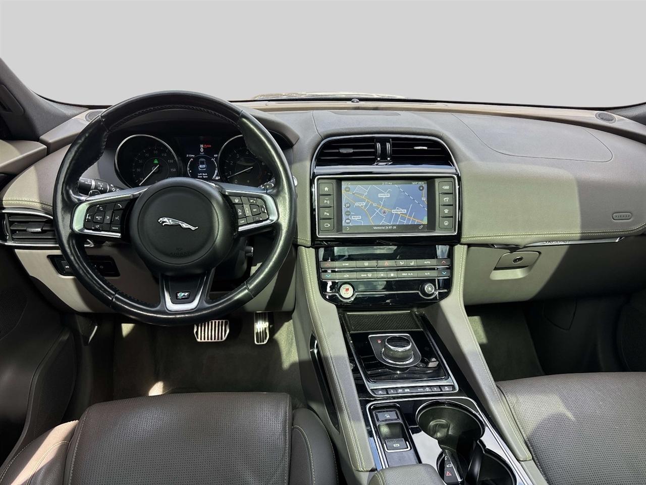 Jaguar F-Pace 35t R-Sport AWD 2017