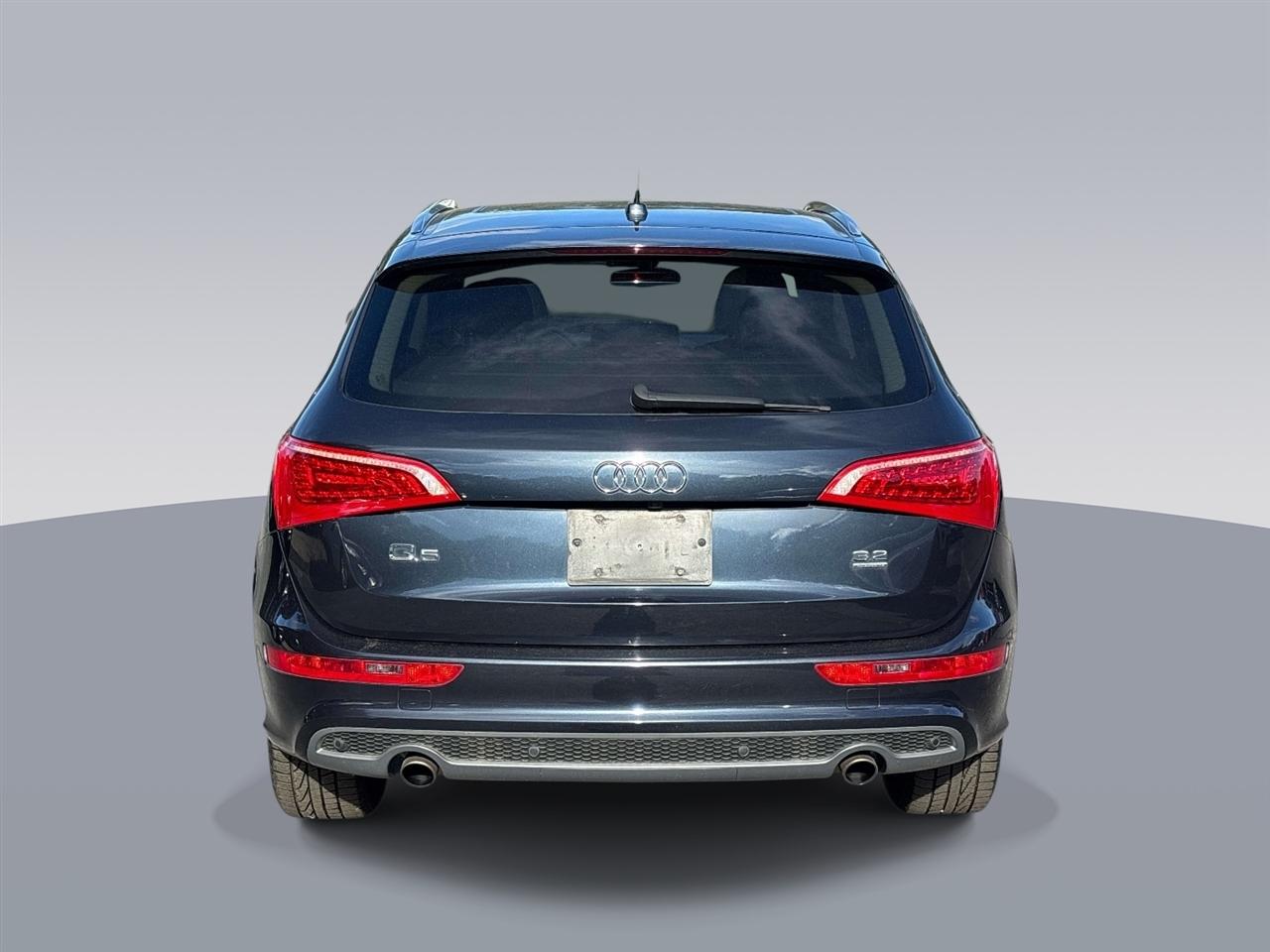 Audi Q5 quattro 4dr 3.2L Premium Plus 2012