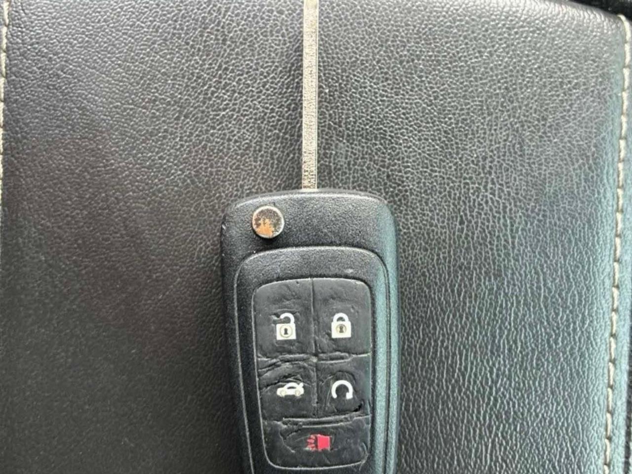 Chevrolet Camaro 2dr Conv 2LT 2012