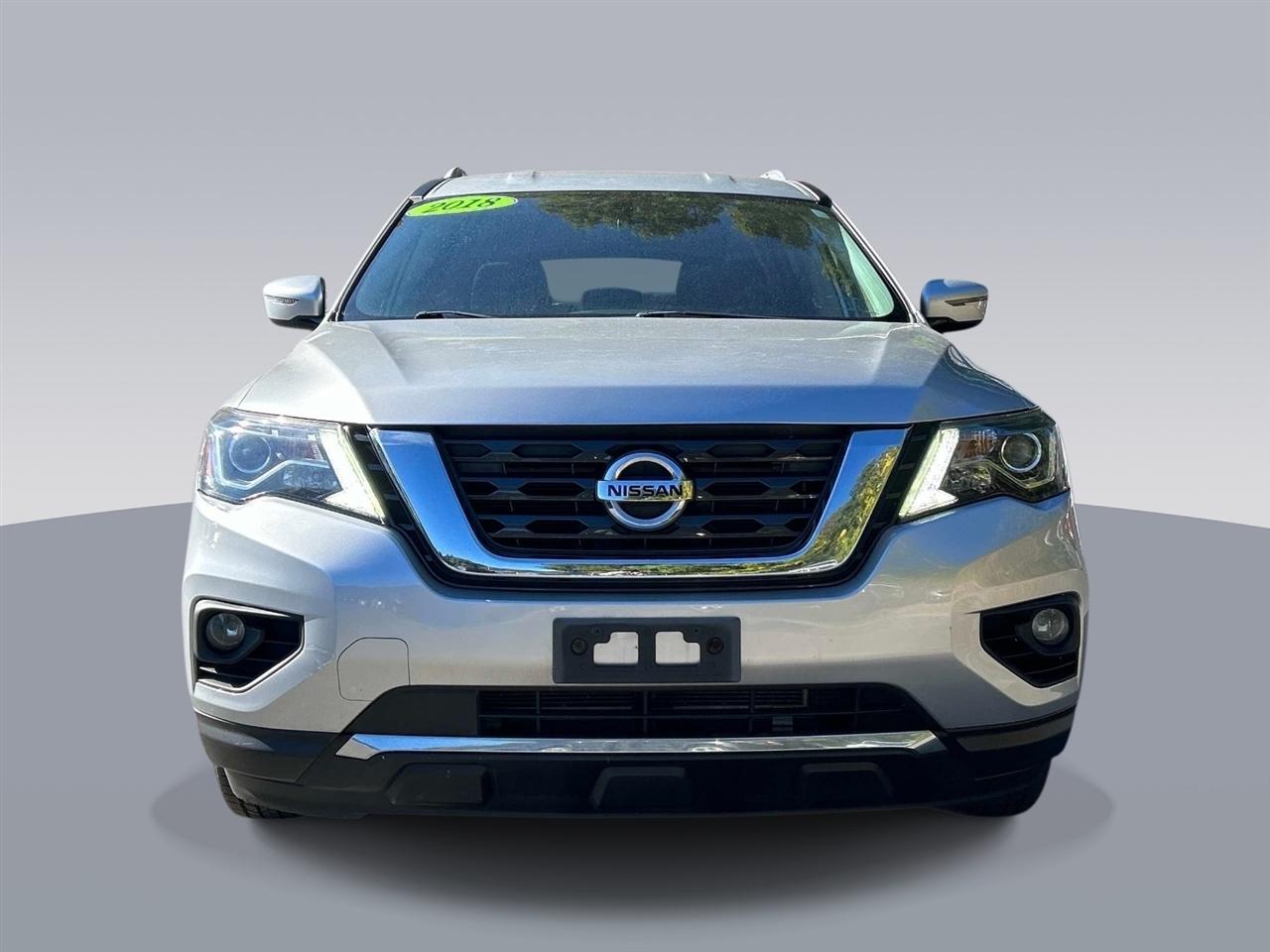 Nissan Pathfinder 4x4 SV 2018