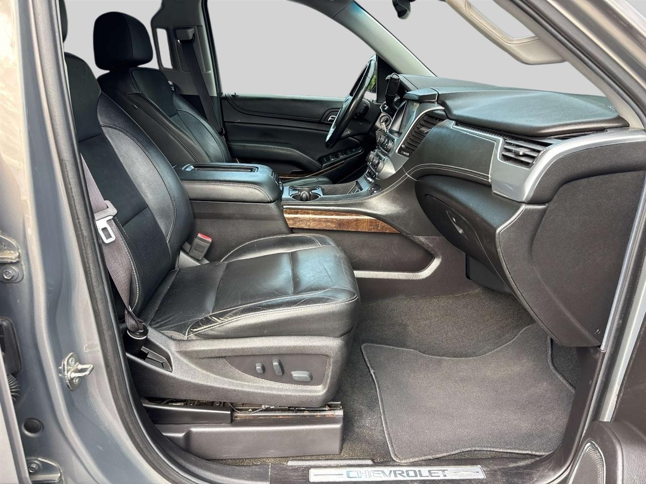 Chevrolet Tahoe 4WD 4dr LT 2017