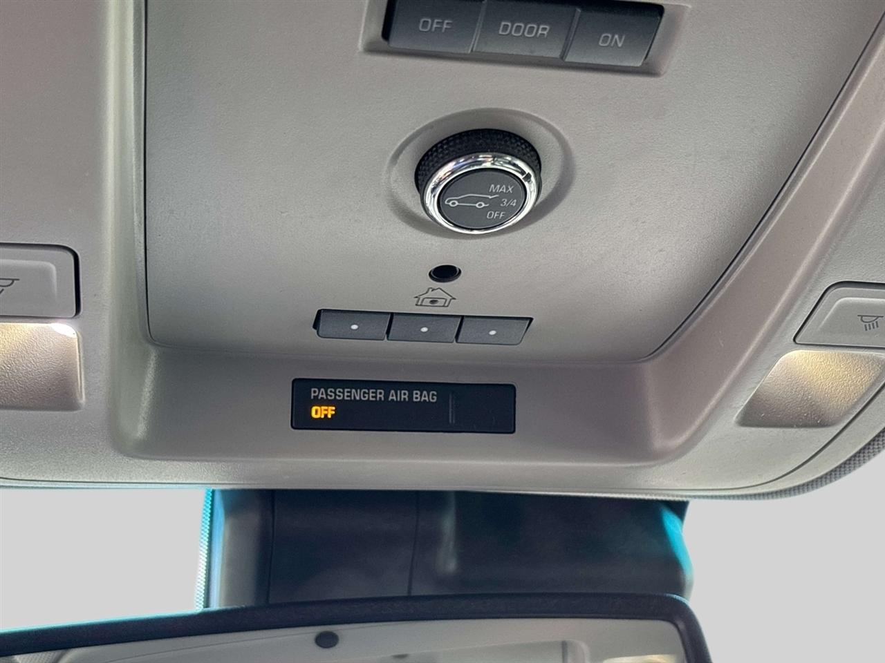 Chevrolet Tahoe 4WD 4dr LT 2017
