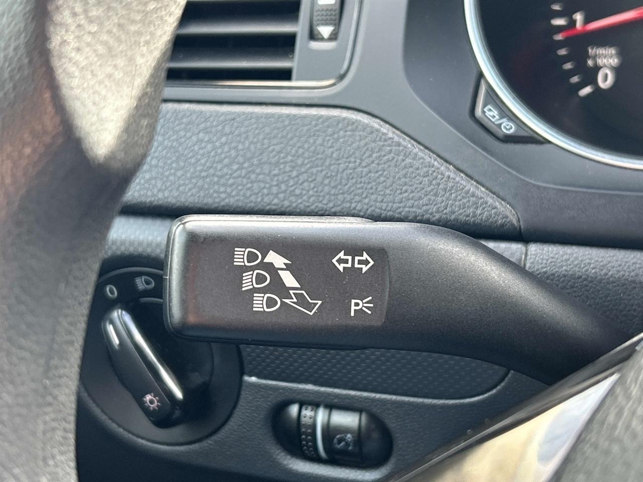 Volkswagen Jetta Sedan 4dr Auto 1.4T S 2016