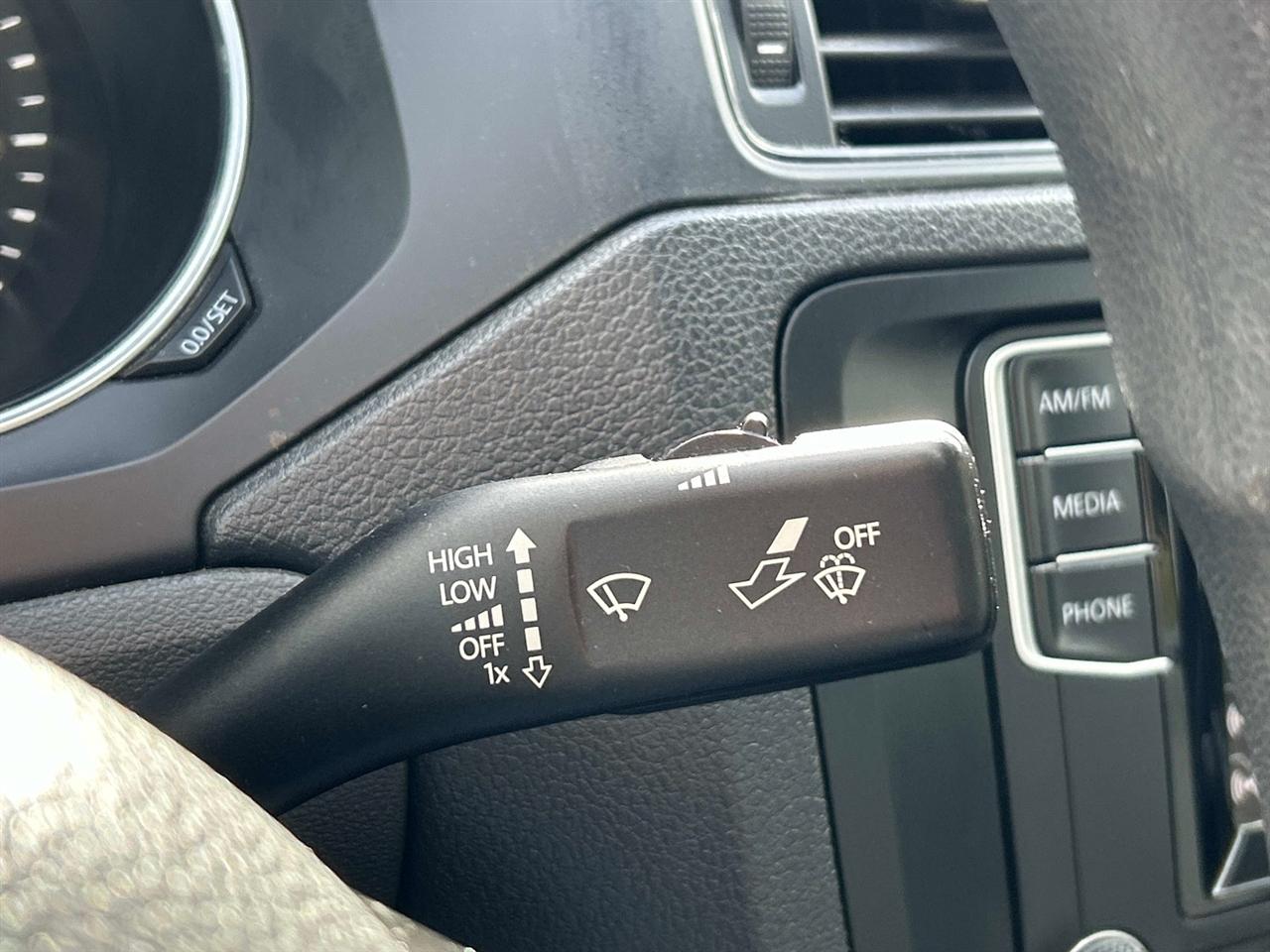 Volkswagen Jetta Sedan 4dr Auto 1.4T S 2016