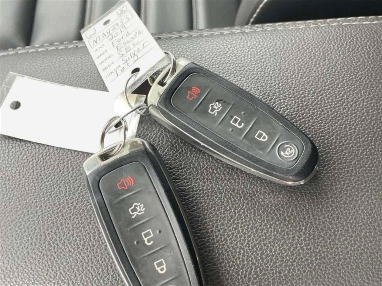 Ford Escape SEL 4WD 2019