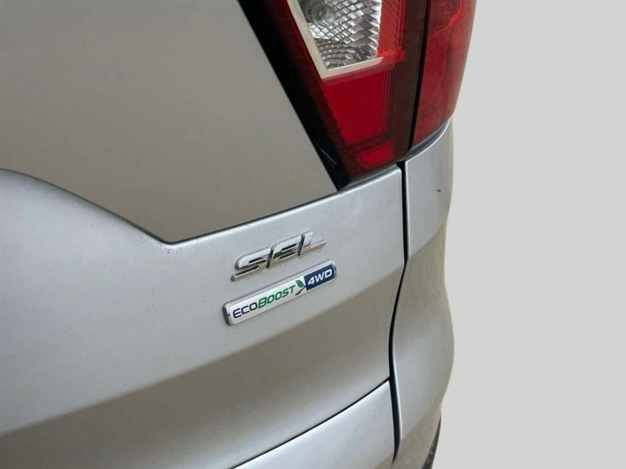 Ford Escape SEL 4WD 2019