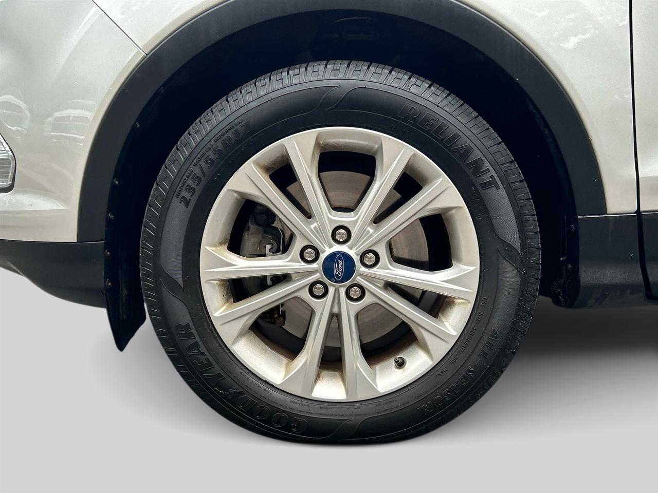 Ford Escape SEL 4WD 2019