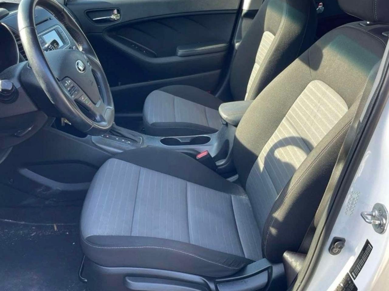 Kia Forte 4dr Sdn Auto EX 2015
