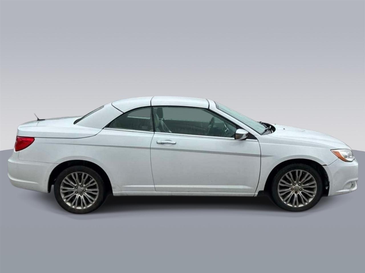 Chrysler 200 2dr Conv Limited 2013