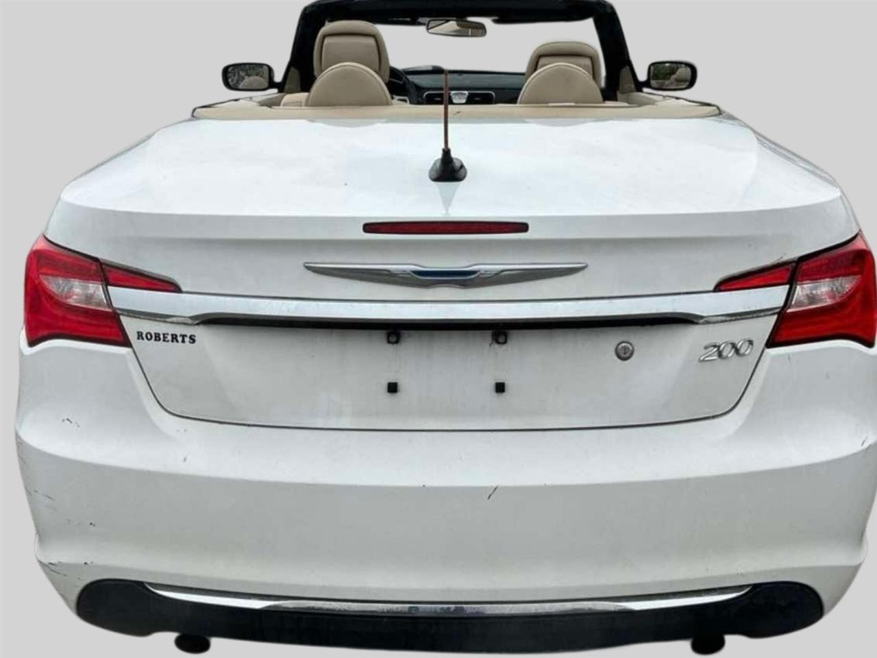 Chrysler 200 2dr Conv Limited 2013