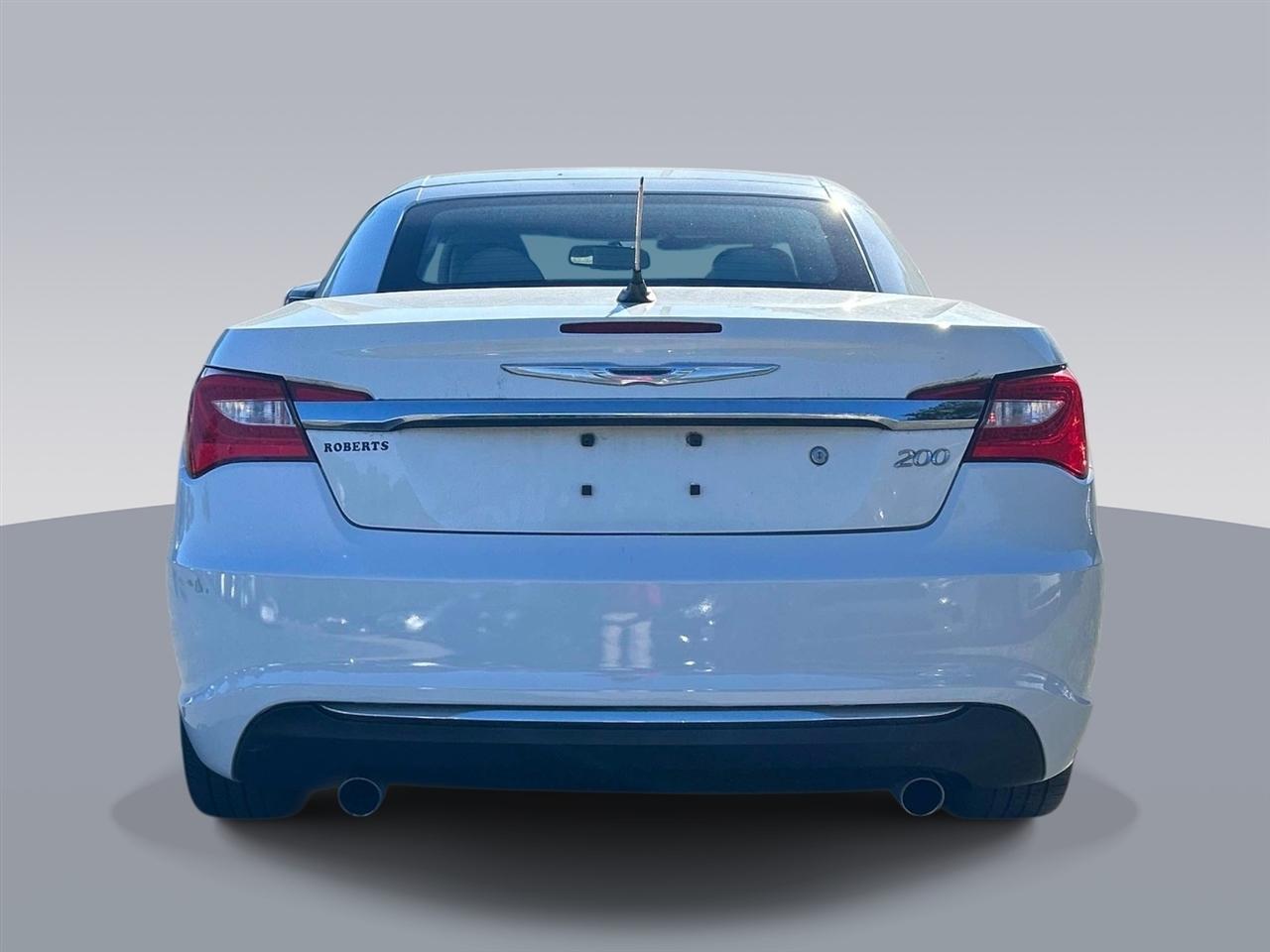 Chrysler 200 2dr Conv Limited 2013