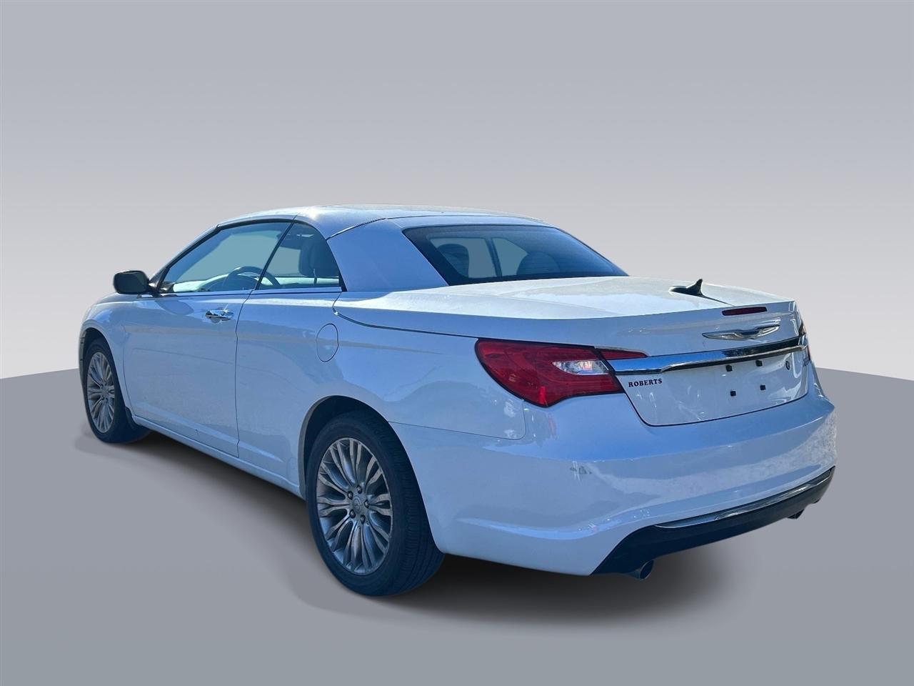 Chrysler 200 2dr Conv Limited 2013