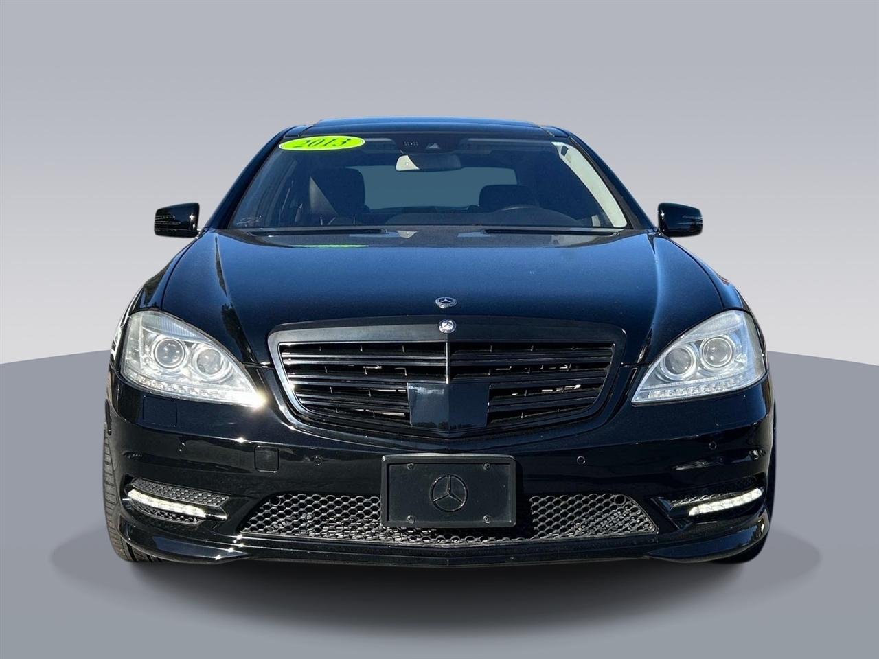 Mercedes-Benz S-Class 4dr Sdn S 550 4MATIC 2013