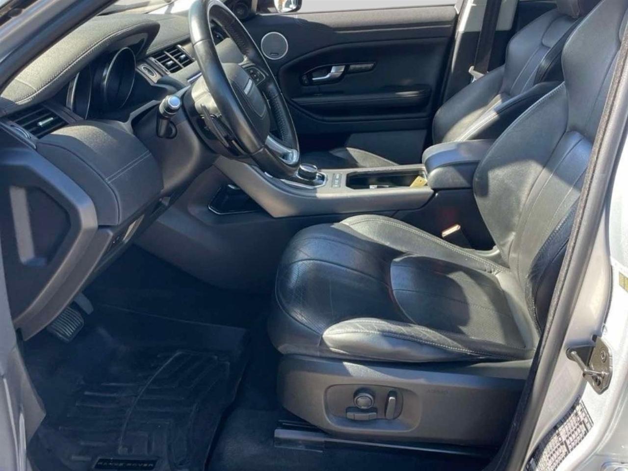 Land Rover Range Rover Evoque 5 Door SE 2018