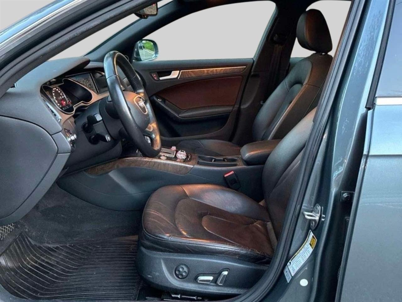 Audi A4 4dr Sdn Auto quattro 2.0T Premium Plus 2013