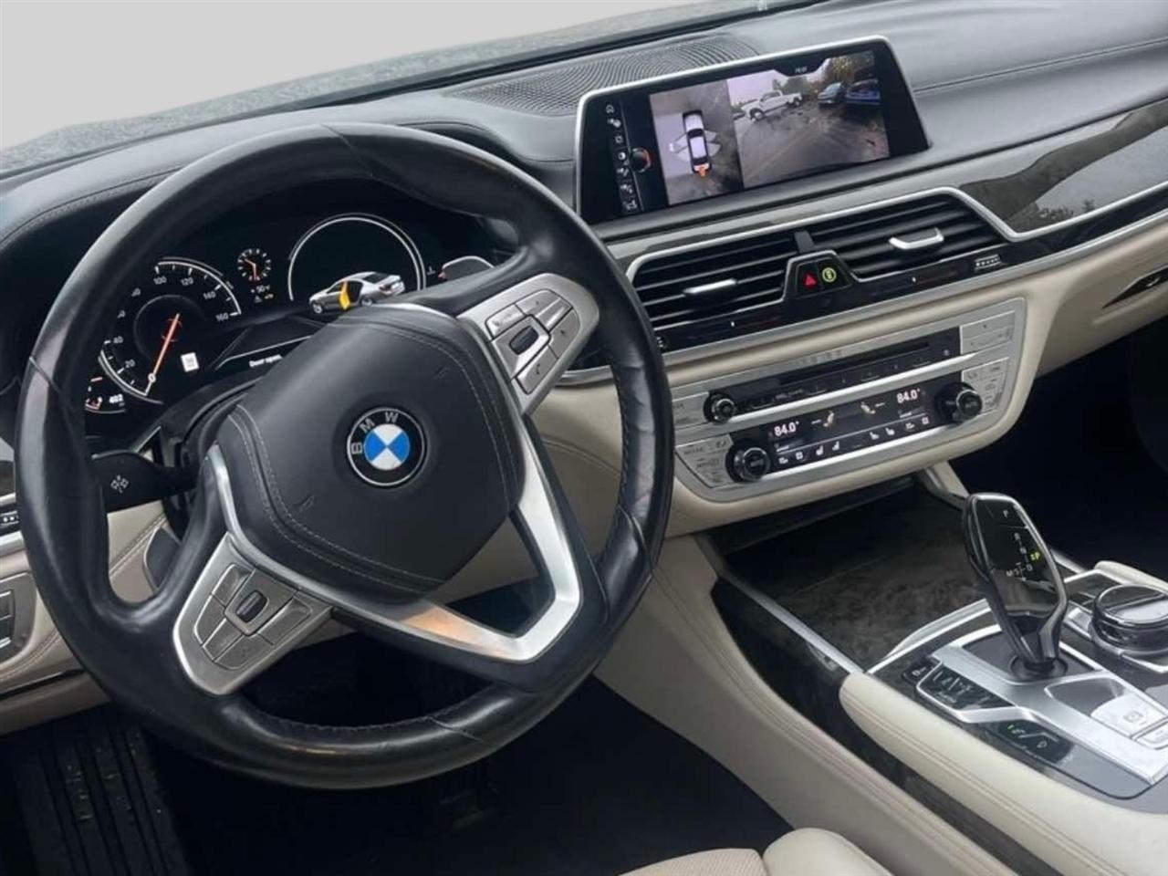 BMW 7 Series 740i xDrive Sedan 2017