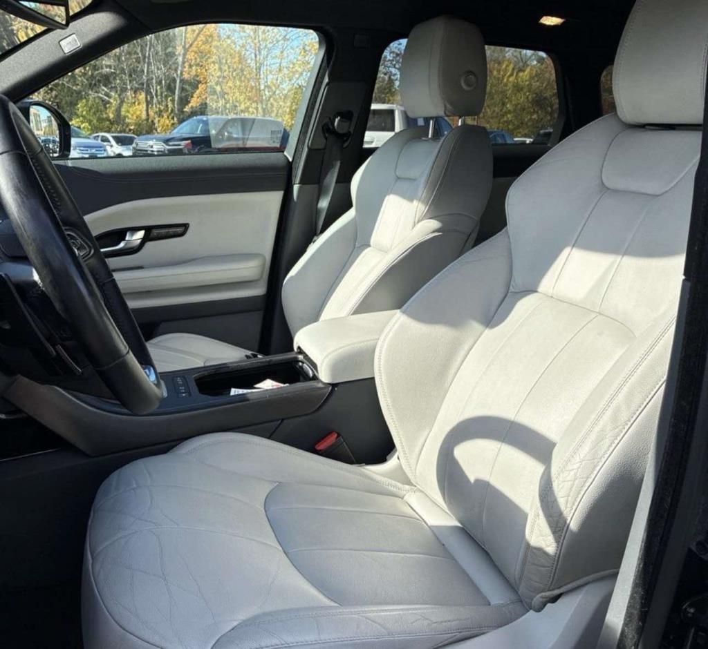 Land Rover Range Rover Evoque 5 Door SE 2018