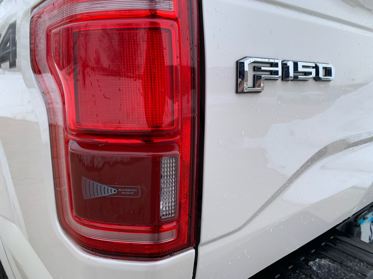 Ford F-150 Lariat SuperCrew 5.5-ft. Bed 4WD 2016