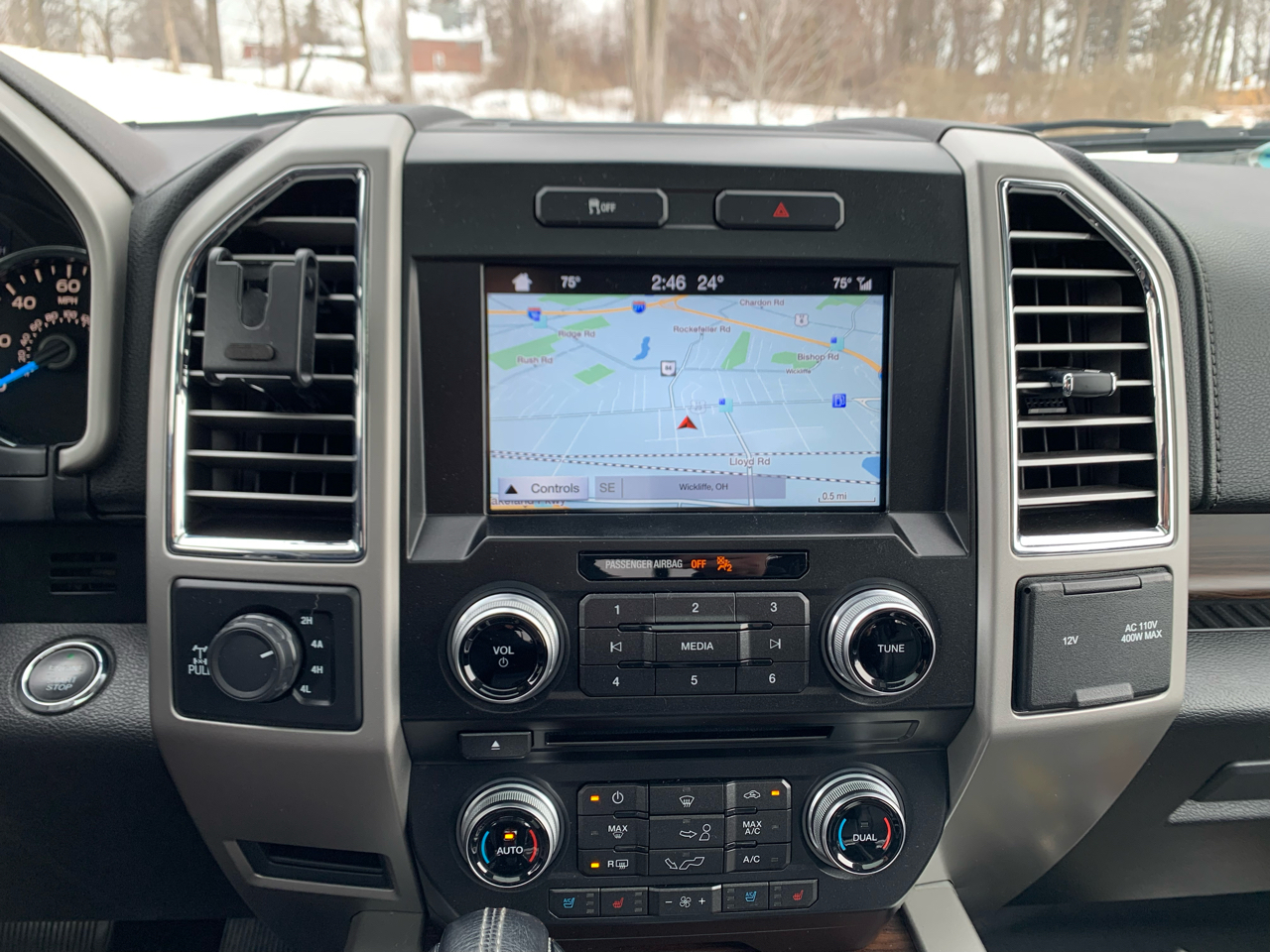 Ford F-150 Lariat SuperCrew 5.5-ft. Bed 4WD 2016