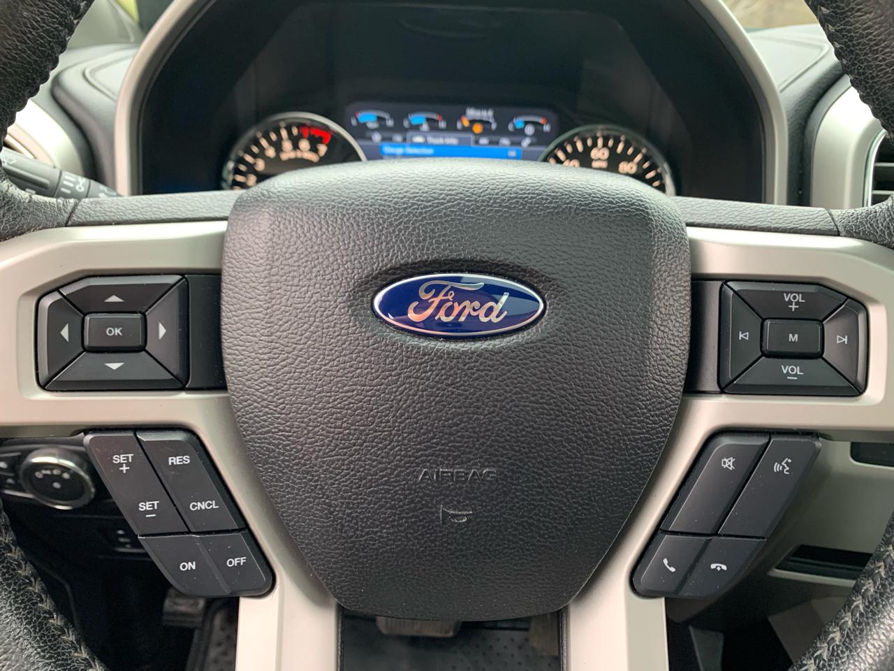 Ford F-150 Lariat SuperCrew 5.5-ft. Bed 4WD 2016