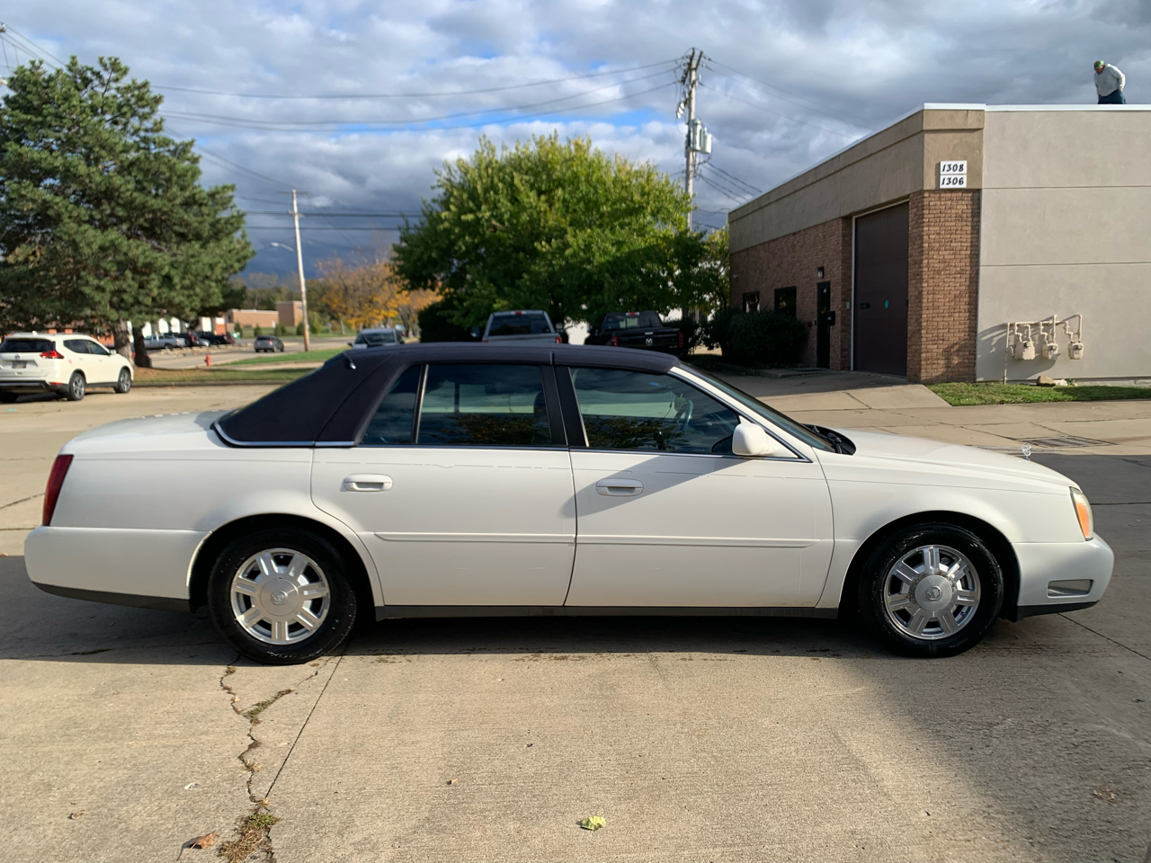 2005 Cadillac DeVille Sedan
