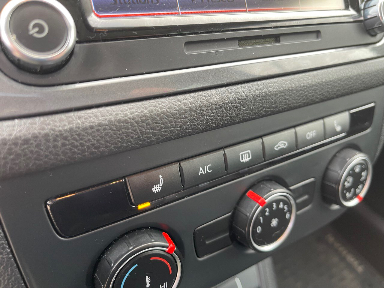 Volkswagen Tiguan 2.0T SEL Premium R-Line 4MOTION 2015