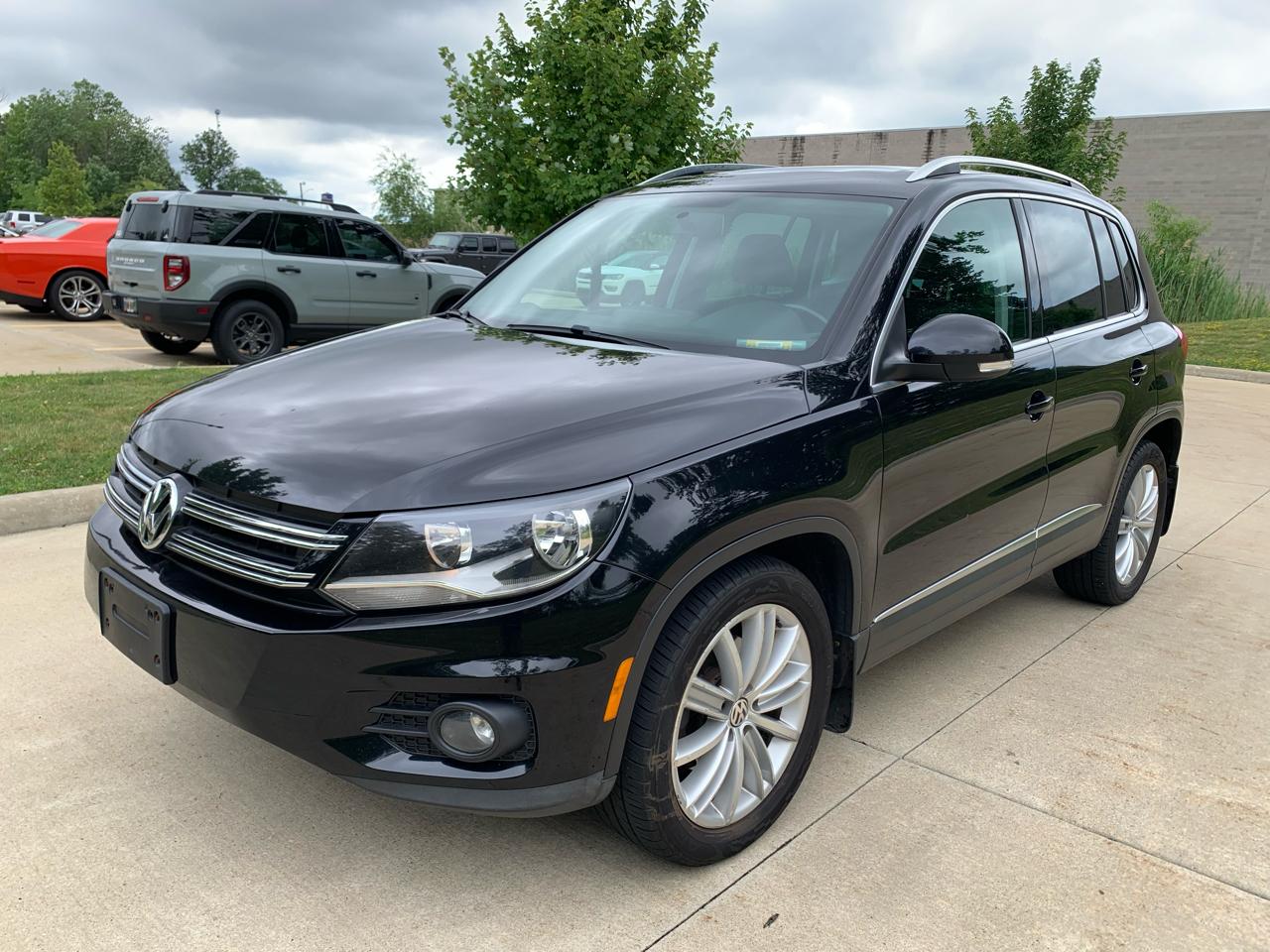 2015 Volkswagen Tiguan 2.0T SEL Premium R-Line 4MOTION