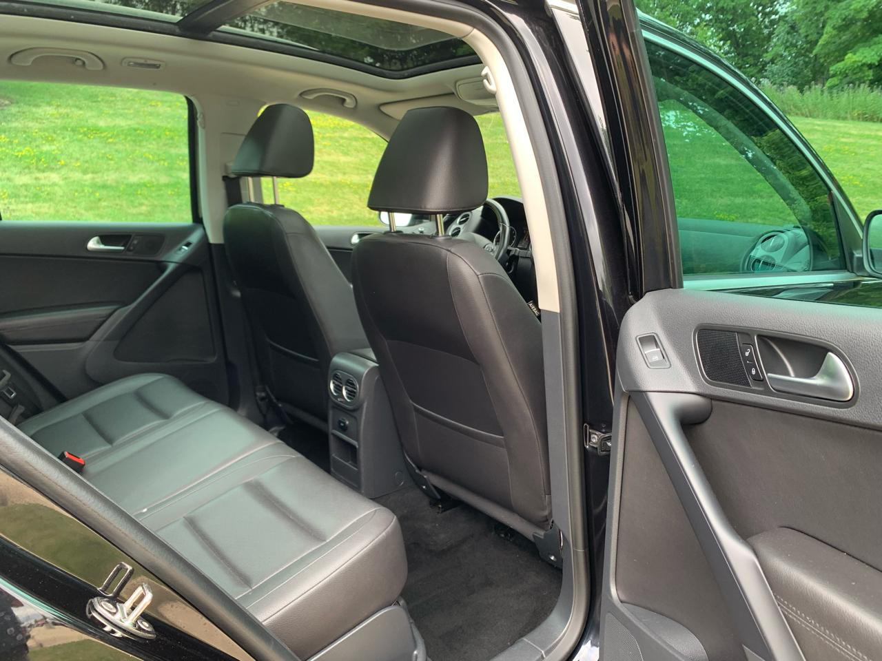 Volkswagen Tiguan 2.0T SEL Premium R-Line 4MOTION 2015
