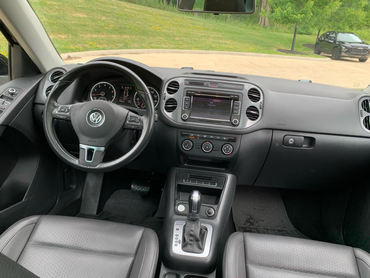 Volkswagen Tiguan 2.0T SEL Premium R-Line 4MOTION 2015