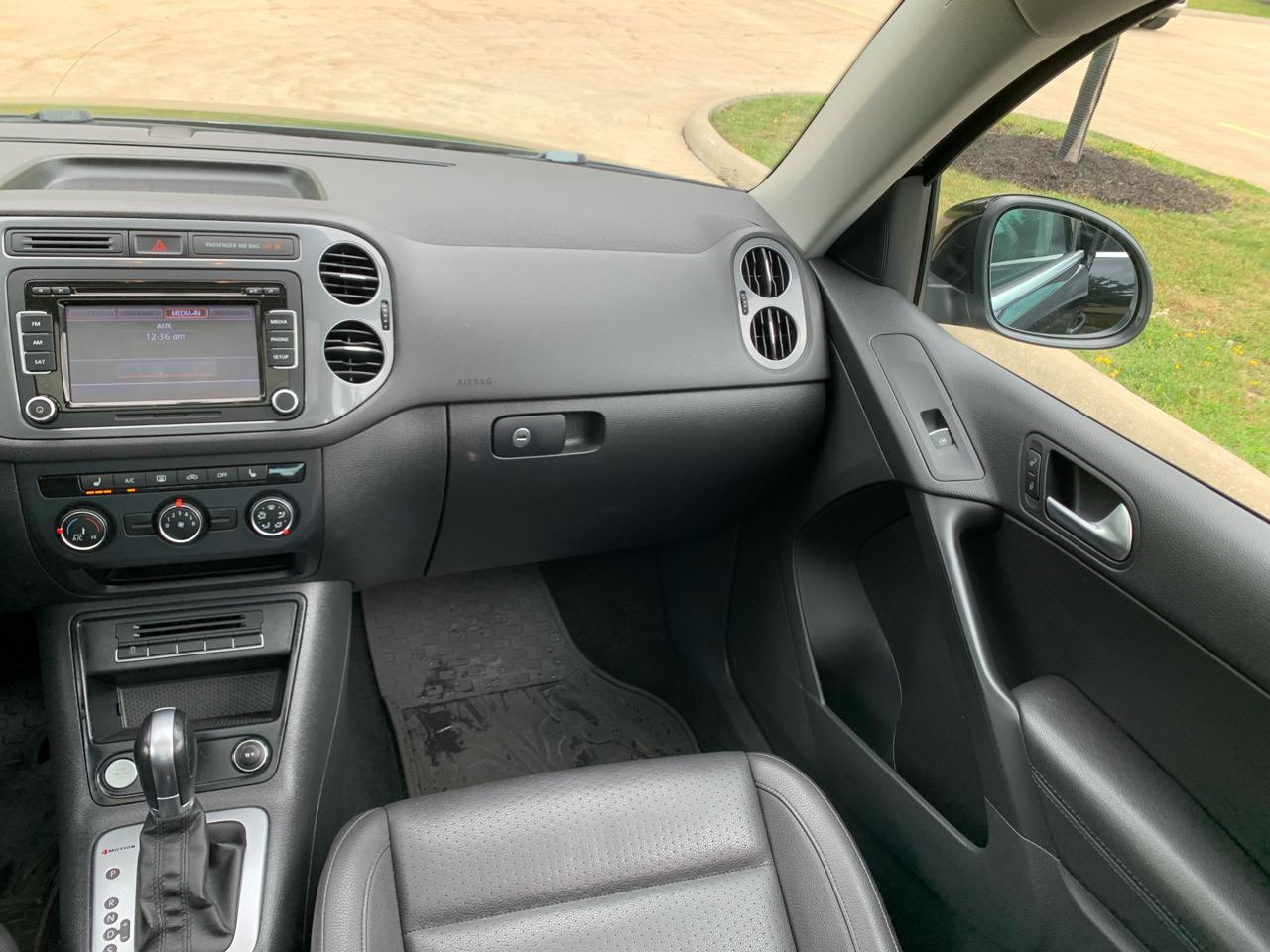 Volkswagen Tiguan 2.0T SEL Premium R-Line 4MOTION 2015