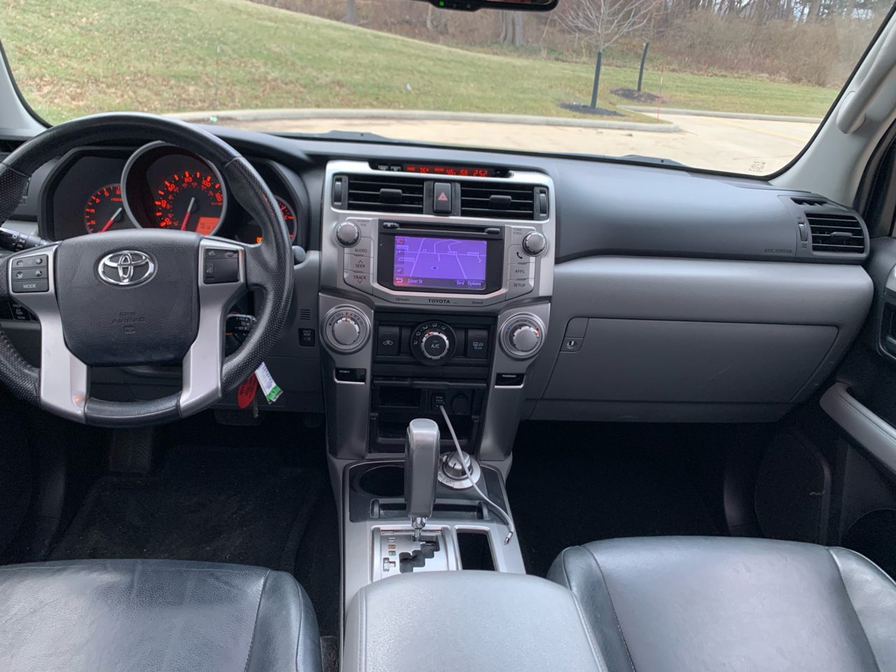 Toyota 4Runner Limited 4WD 2013