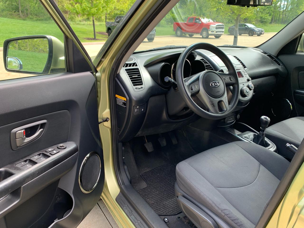 Kia Soul + 2011