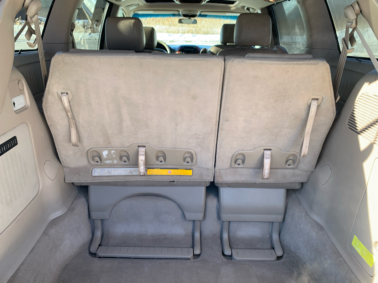 Toyota Sienna XLE 2004