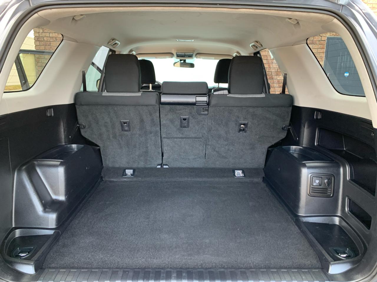 Toyota 4Runner SR5 4WD 2016