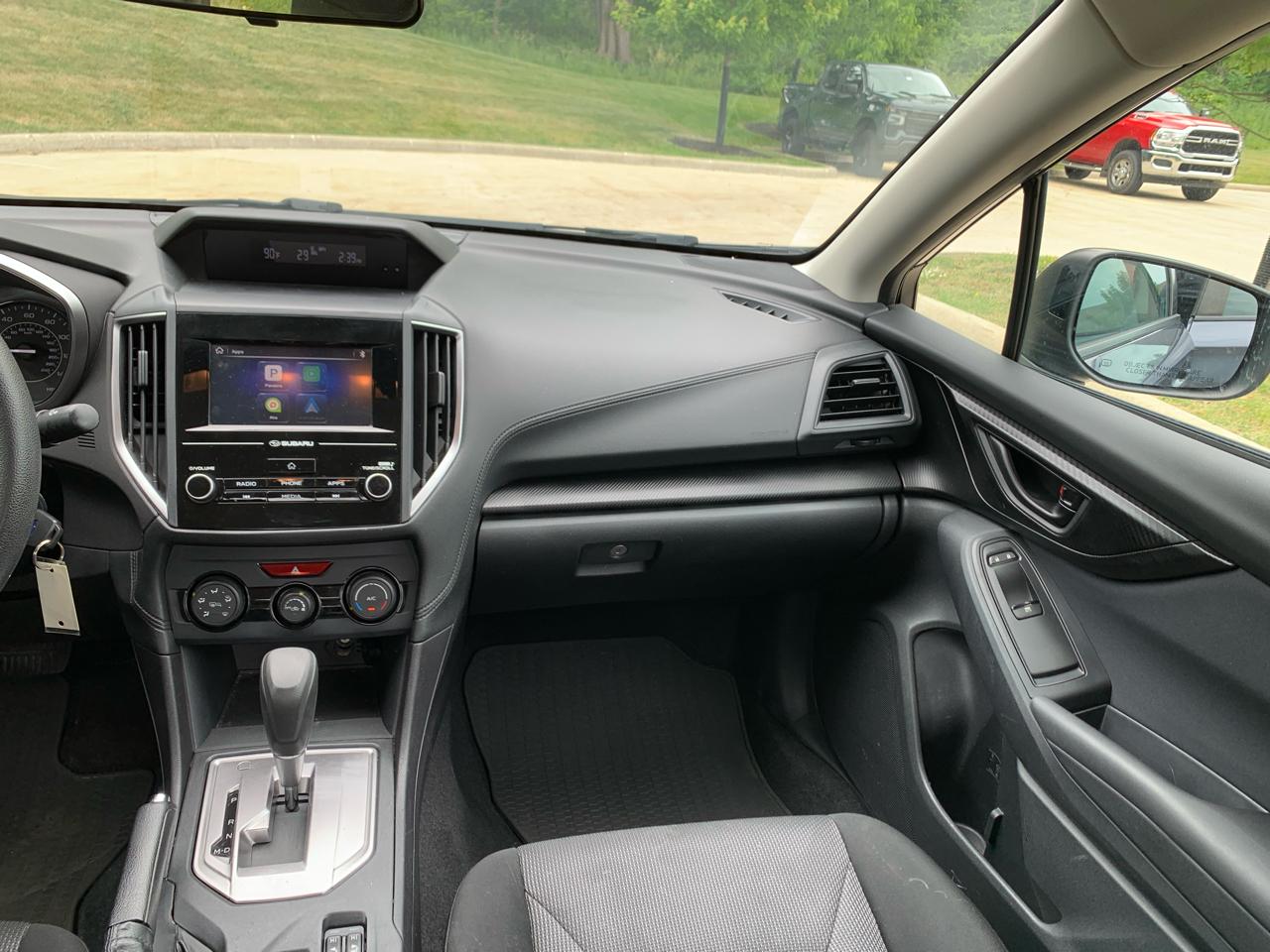 Subaru Impreza 2.0i Premium CVT 4-Door 2017