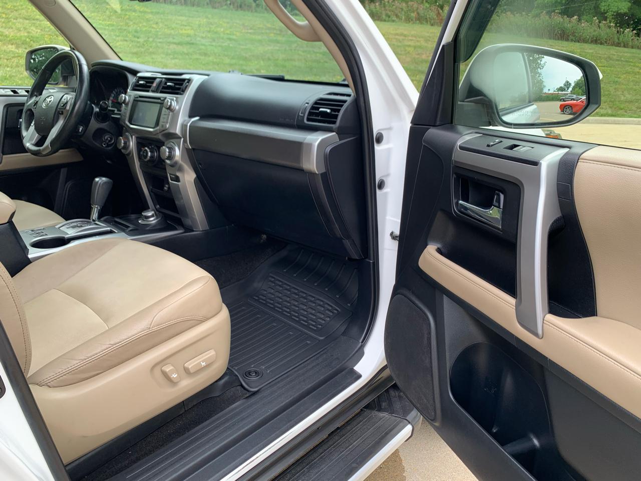 Toyota 4Runner SR5 Premium 4D SUV 4X4 V6 2018