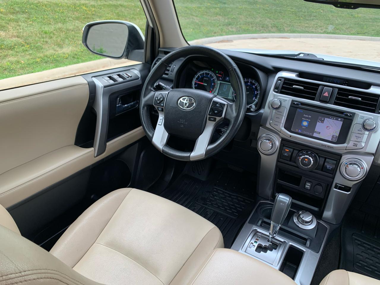 Toyota 4Runner SR5 Premium 4D SUV 4X4 V6 2018